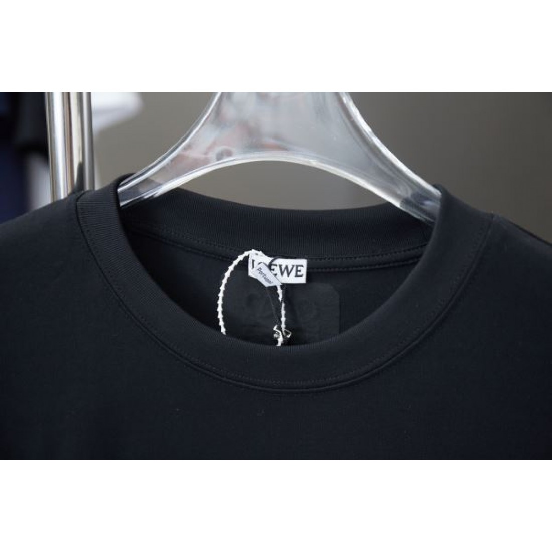 上質な素材感 LOEWE ロエベ コピー 半袖Tシャツ 洗練された美しさ