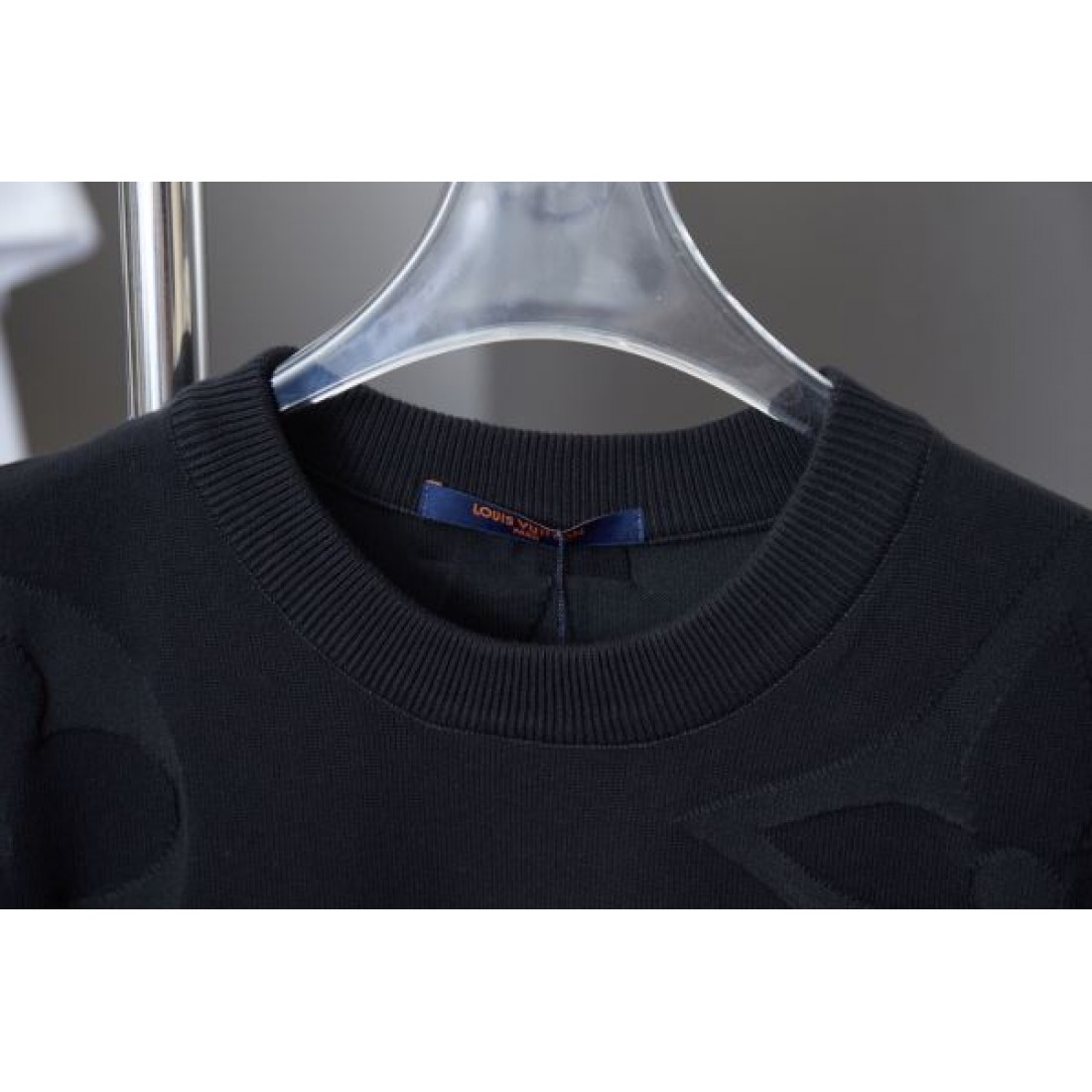 大人可愛い LOUIS VUITTON ルイヴィトン コピー 半袖Tシャツ 海外セレブ風コーデ