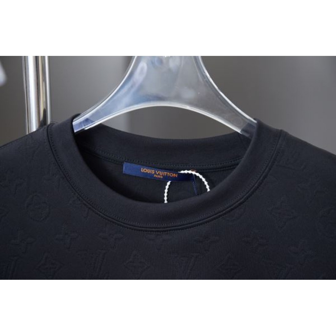  スタイリッシュで上質な LOUIS VUITTON ルイヴィトン コピー 半袖Tシャツ