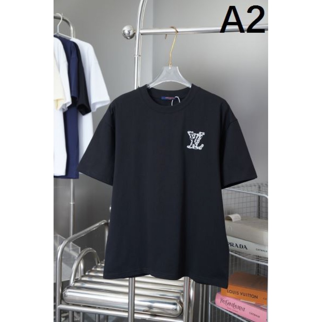 ファッション好き必見 LOUIS VUITTON ルイヴィトン コピー 半袖Tシャツ SNS映え抜群