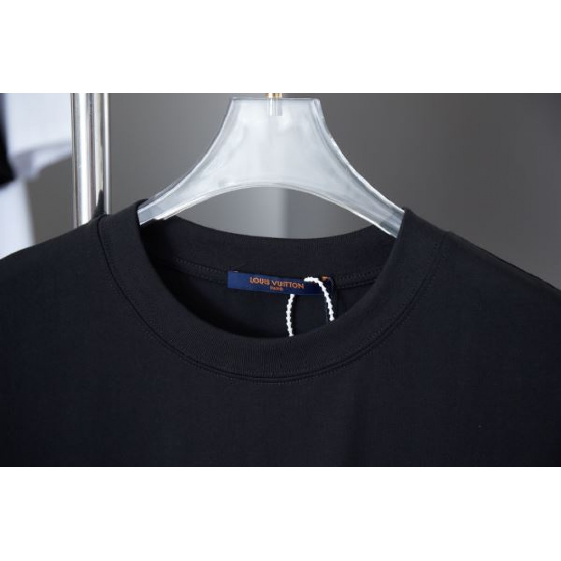ファッション好き必見 LOUIS VUITTON ルイヴィトン コピー 半袖Tシャツ SNS映え抜群