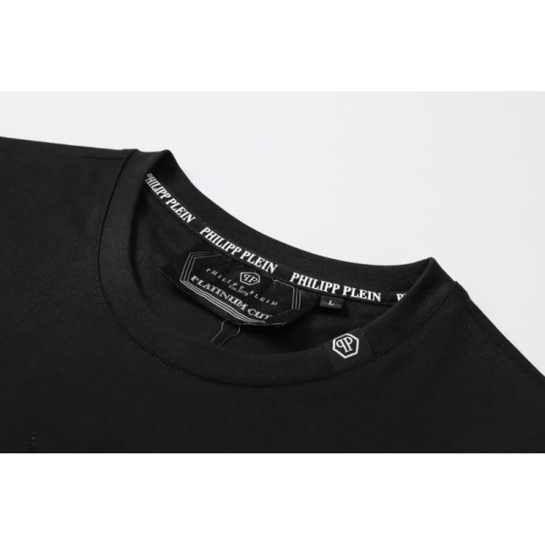 PHILIPP PLEIN アグレッシブ フィリッププレイン コピー 半袖Tシャツ 限定感たっぷり