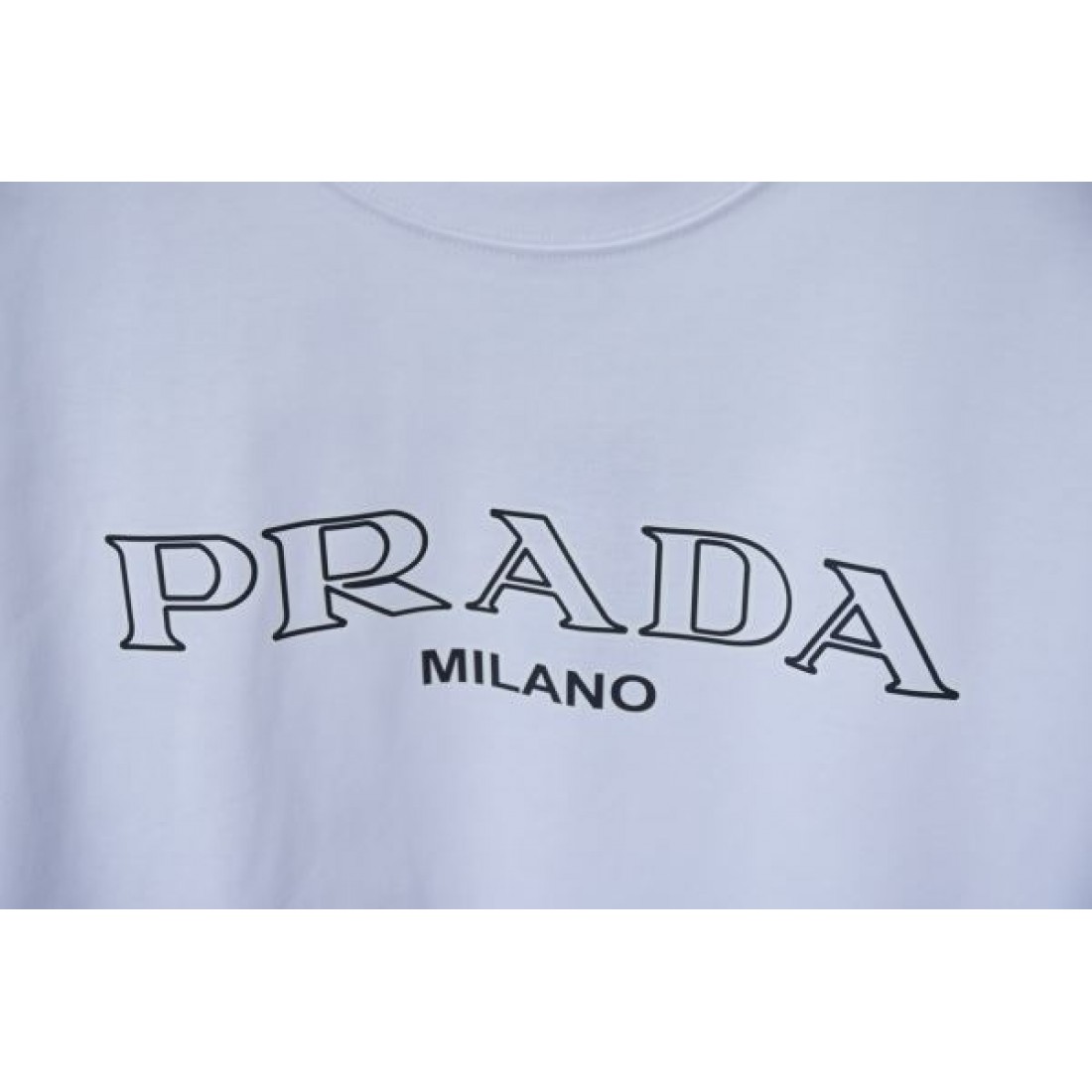 季節感たっぷり PRADA プラダ コピー 半袖Tシャツ 今季イチオシ