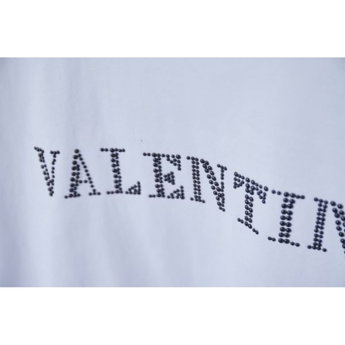 存在感抜群 機能的な  VALENTINO コピー ヴァレンティノ 半袖Tシャツ 