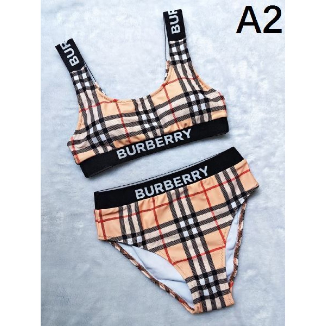 BURBERRY バーバリー コピー 水着 お洒落さん必携