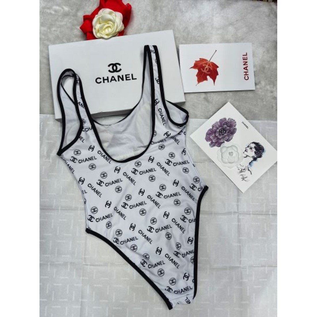 CHANEL シャネル コピー 水着 エレガントな雰囲気