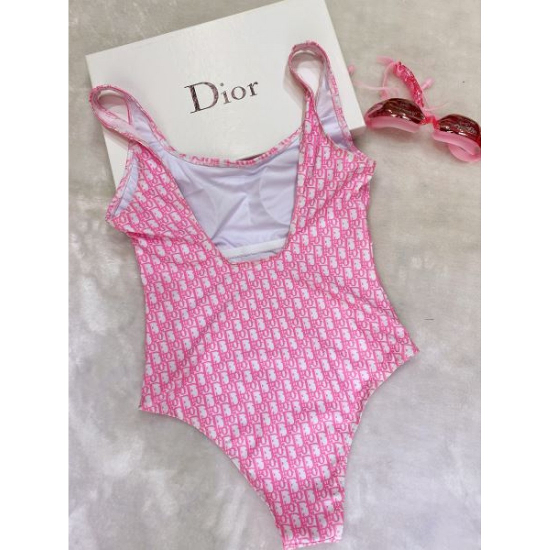 クラシカルでエレガントな DIOR ディオール スーパー コピー 水着 快適な着心地