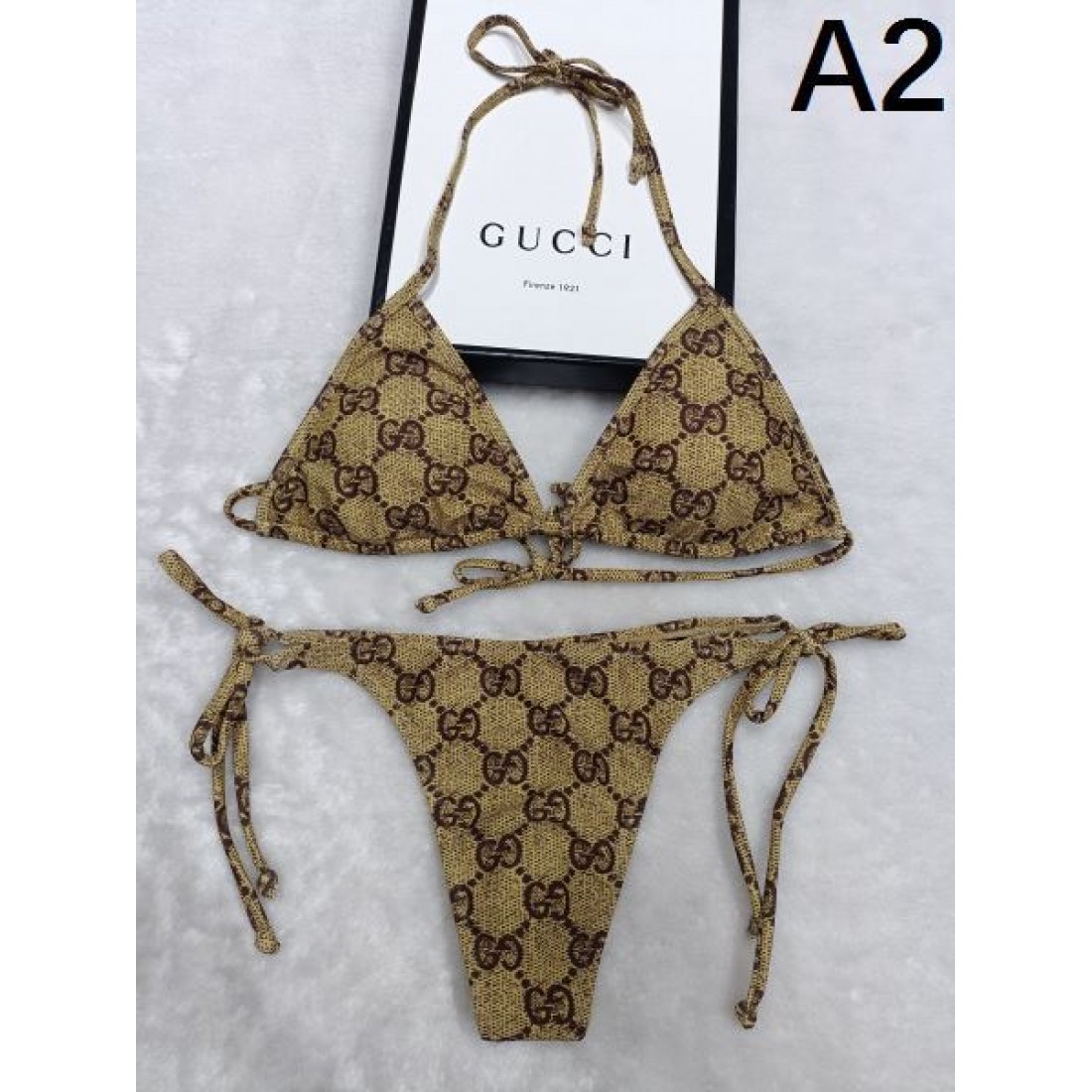 優雅なリゾートスタイル GUCCI グッチ コピー 水着 上品さ際立つ