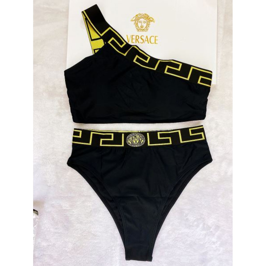 早い者勝ち VERSACE ヴェルサーチェ コピー 水着 見逃し厳禁