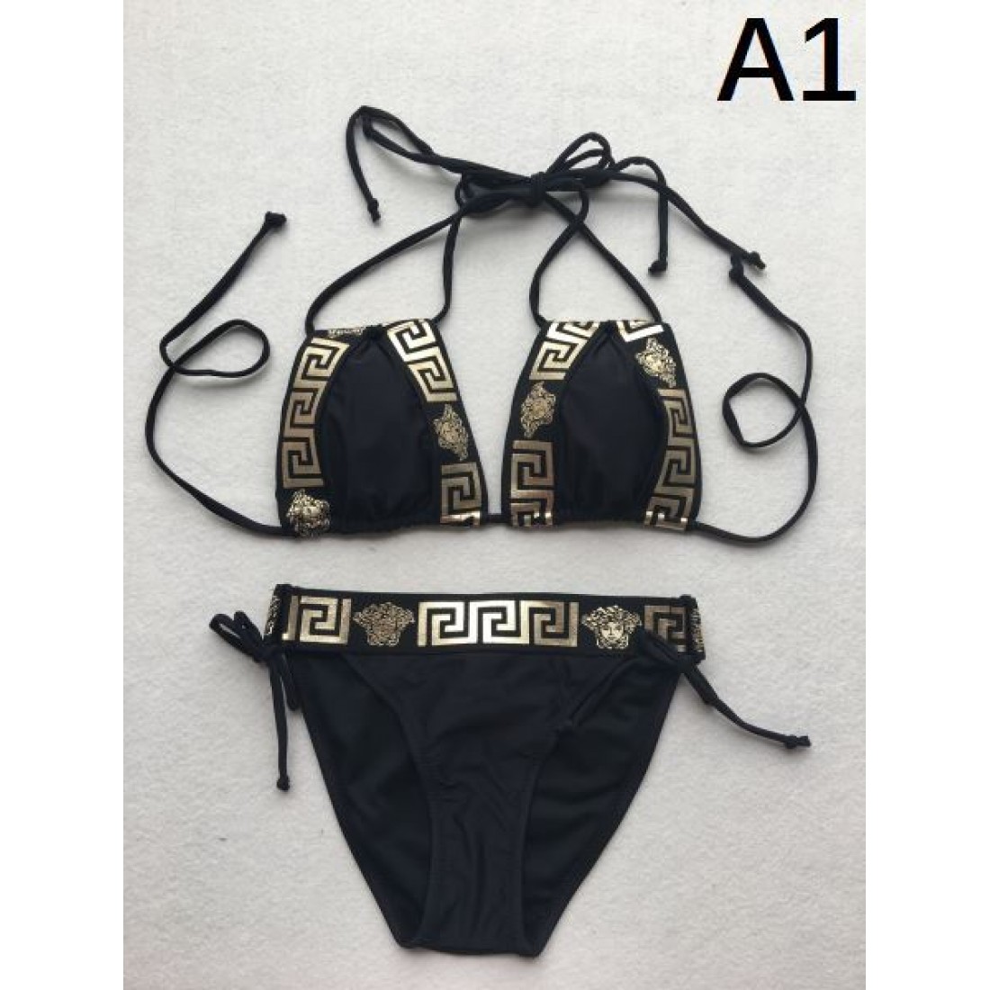 魅惑的で個性的な VERSACE ヴェルサーチェ コピー 水着 フィット感抜群