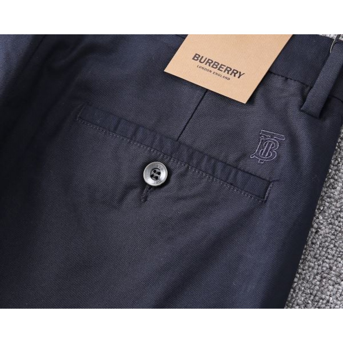 海外セレブ風コーデ BURBERRY スーパーコピー カジュアルパンツ 大人気お得安い