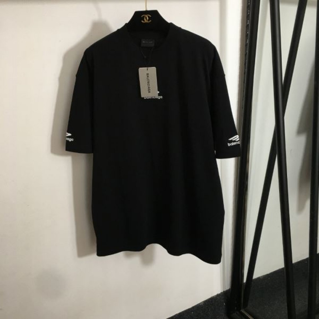 最旬アイテム BALENCIAGA バレンシアガ コピー 半袖Tシャツ 最高峰の品質