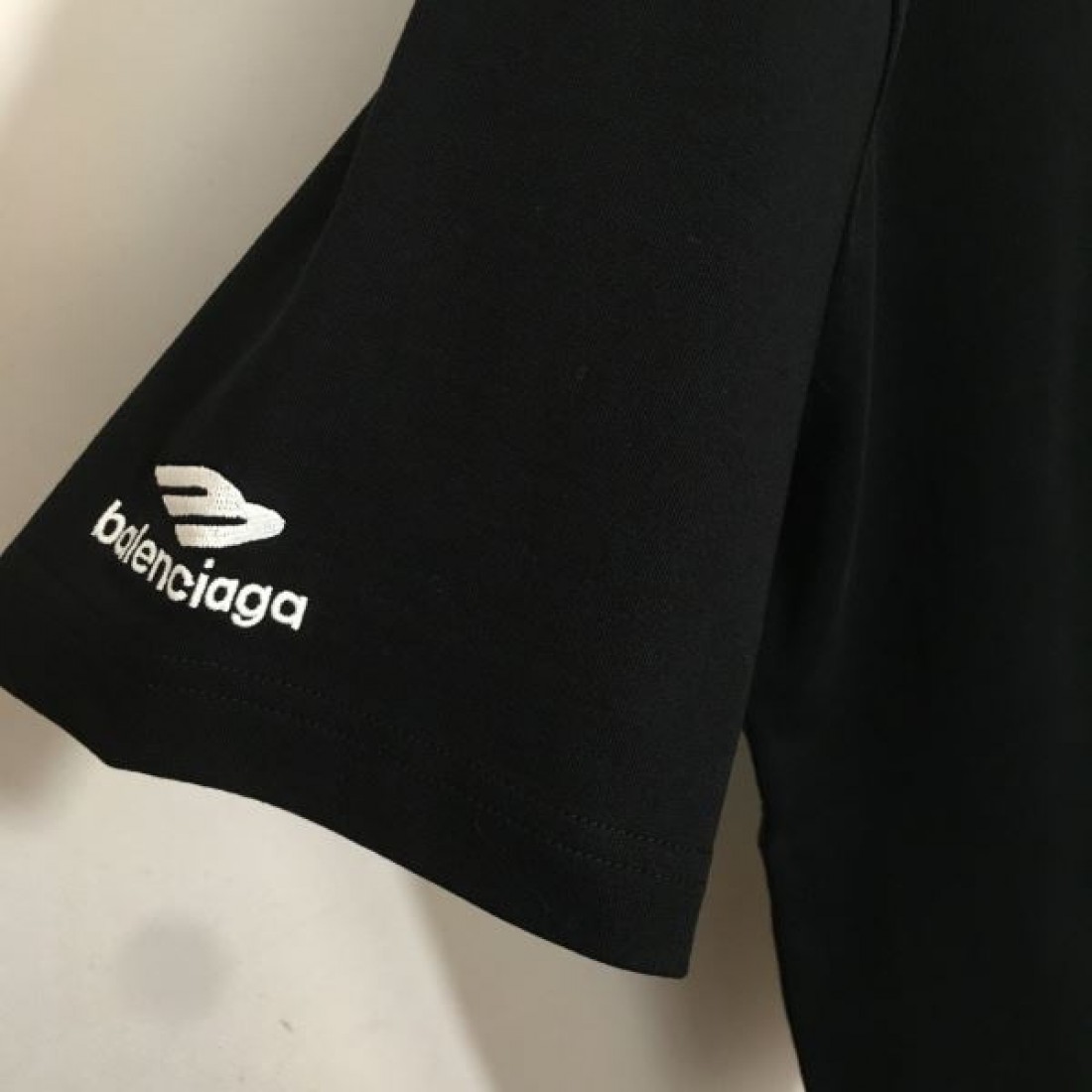 最旬アイテム BALENCIAGA バレンシアガ コピー 半袖Tシャツ 最高峰の品質