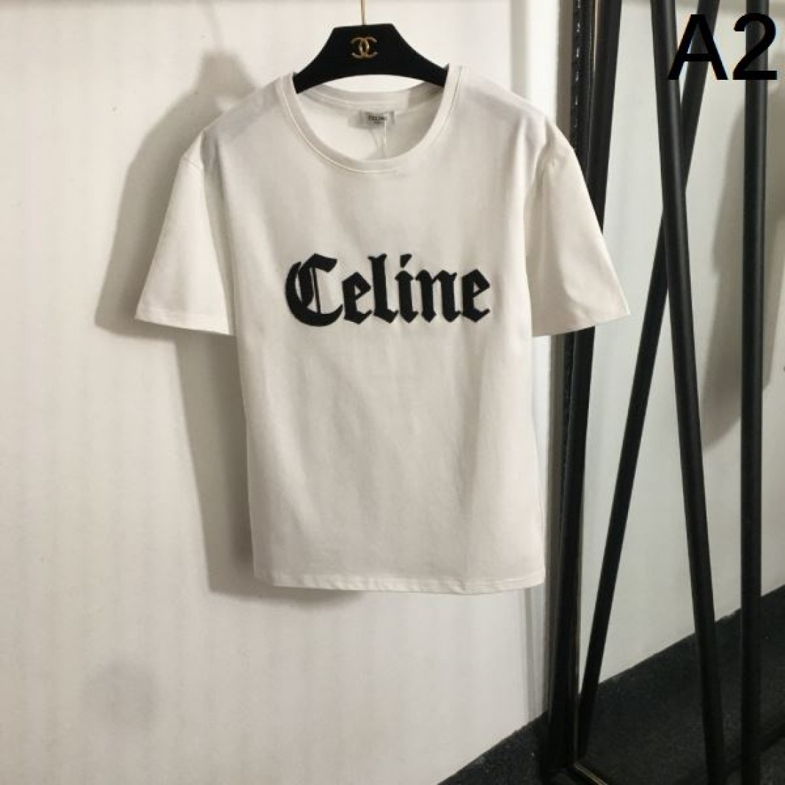 スタイリッシュなスタイル CELINE セリーヌ コピー 半袖Tシャツ 高感度デザイン