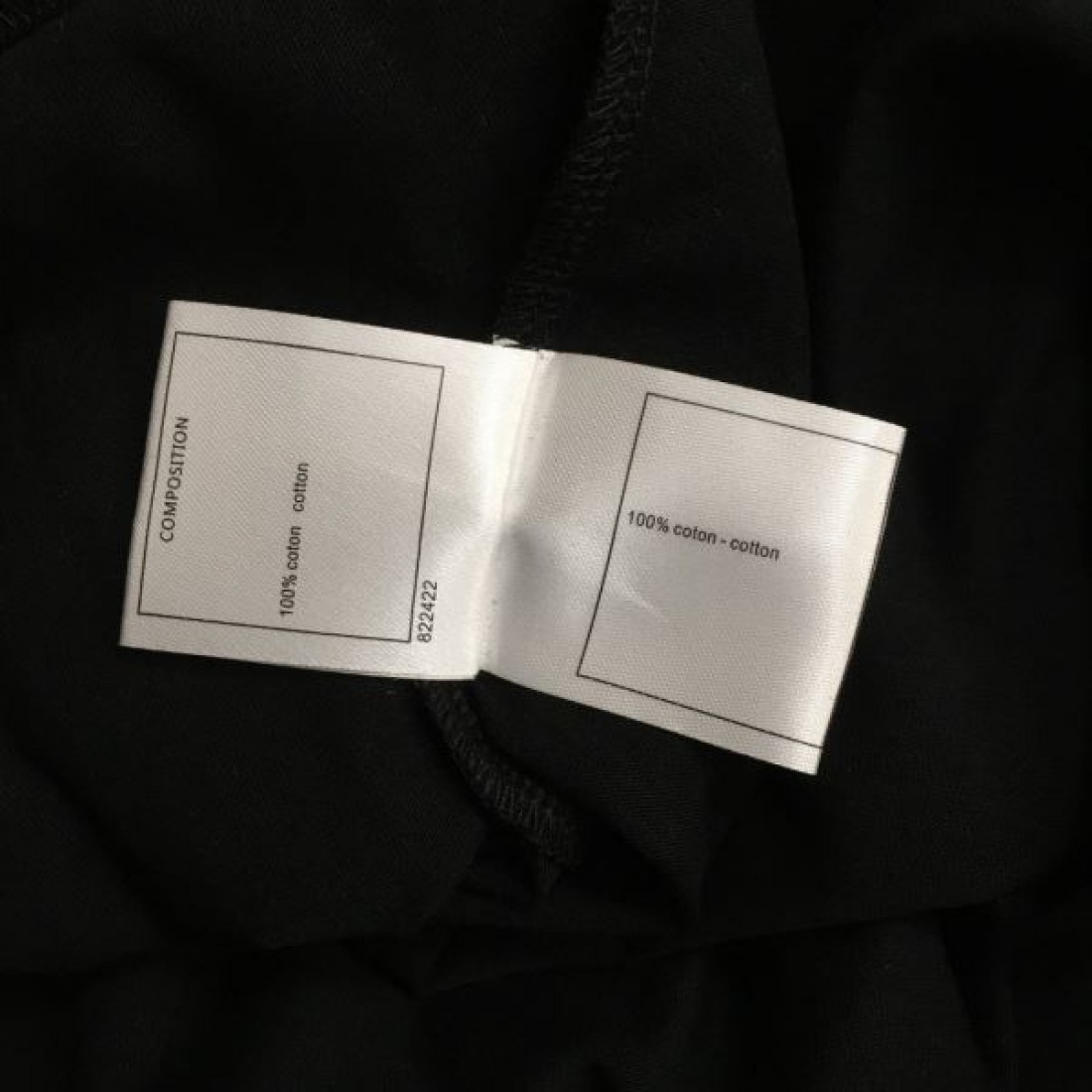 CHANEL スーパーコピー 半袖Tシャツ ロゴ クールな印象に見せる シャネル