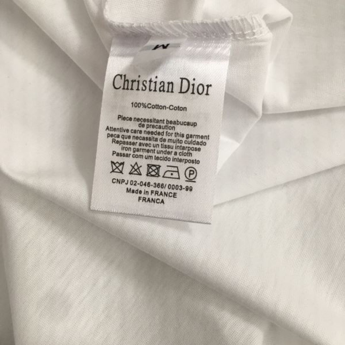 大人の魅力溢れる  DIOR ディオール コピー 半袖Tシャツ 極上の着心地