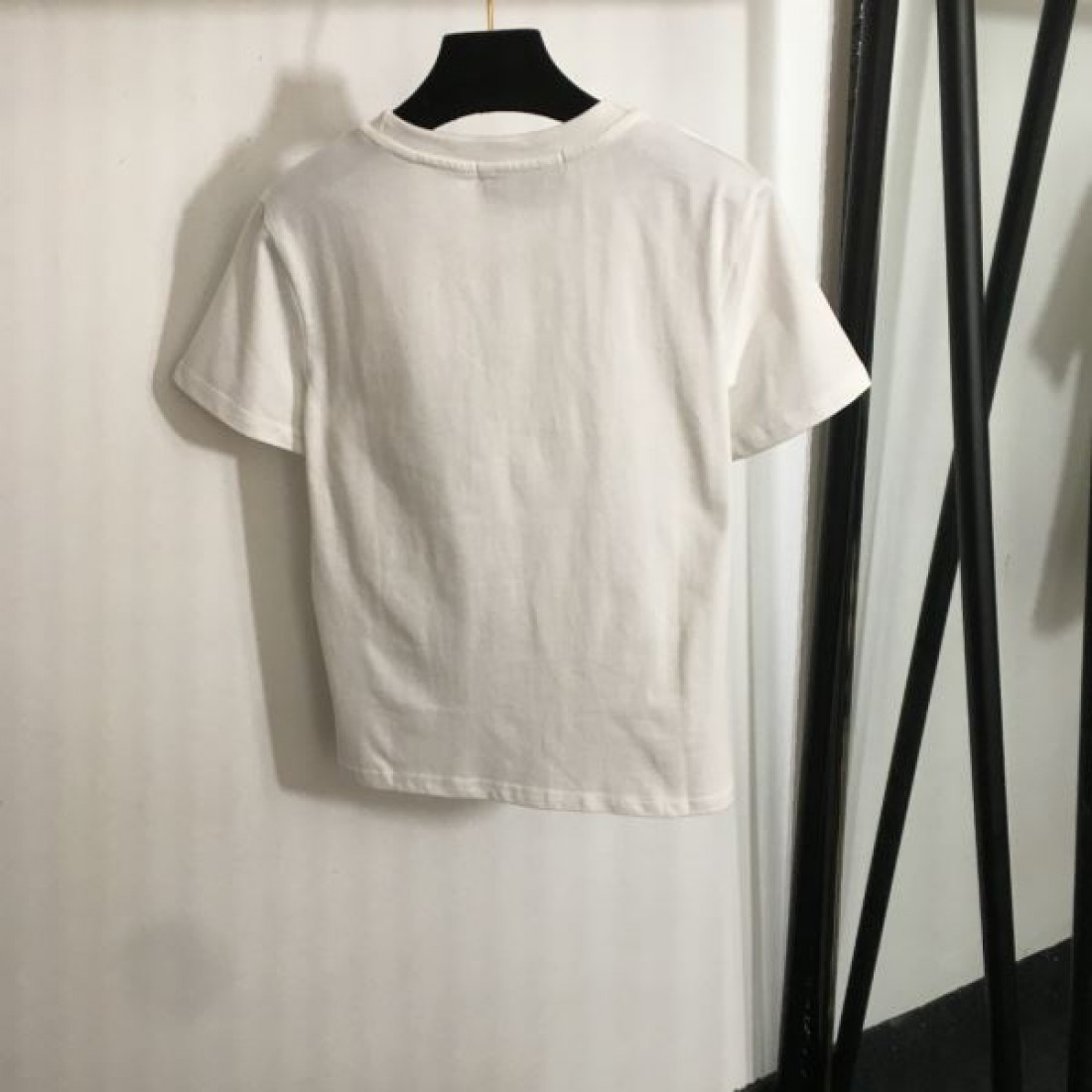 海外セレブ風コーデ GUCCI グッチ コピー 半袖Tシャツ 高級感漂うデザイン