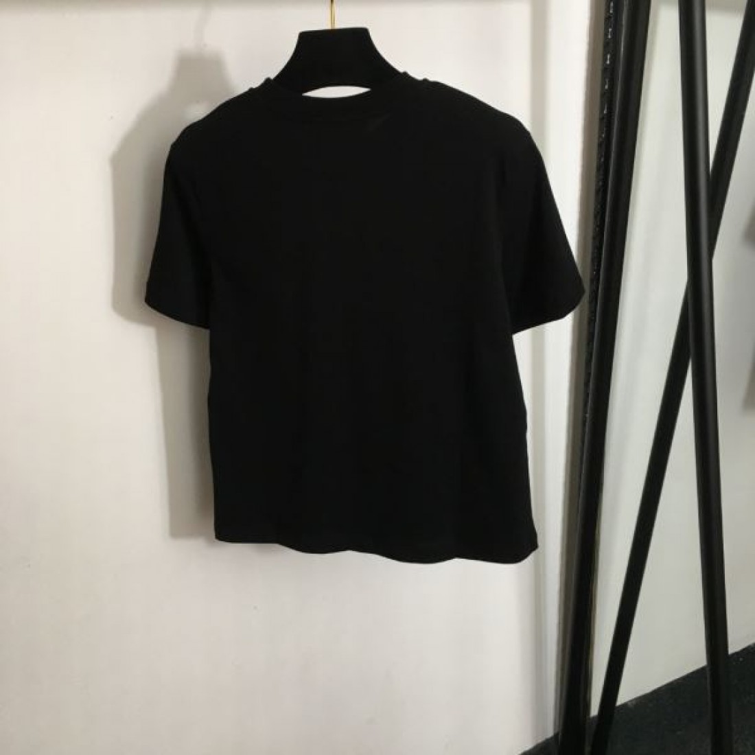 人気沸騰中！おしゃれ新品 GUCCI グッチ コピー 半袖Tシャツ 大人可愛い