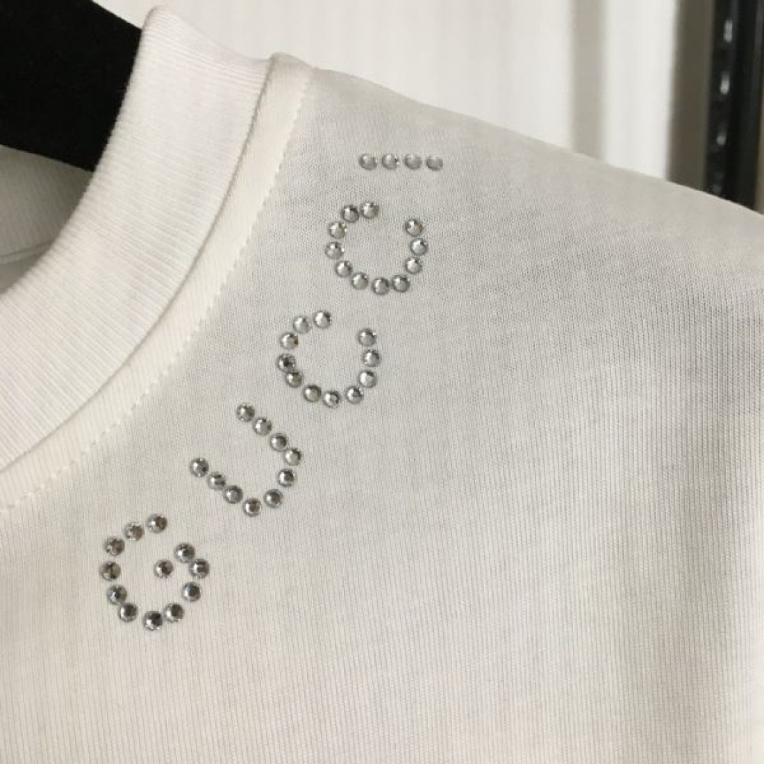 人気沸騰中！おしゃれ新品 GUCCI グッチ コピー 半袖Tシャツ 大人可愛い