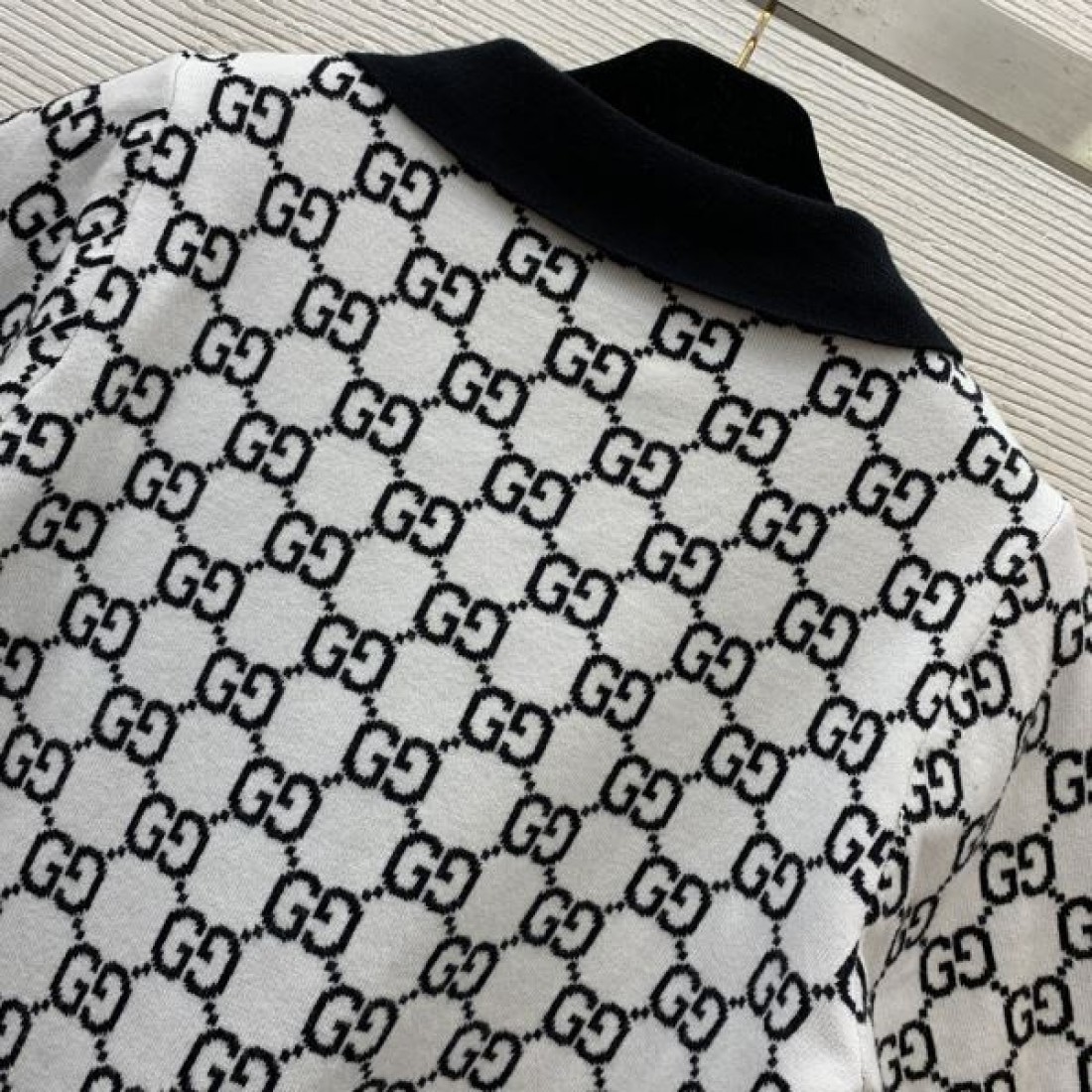 ギフトにも最適 HERMES エルメス コピー 半袖ニット ファッション好き必見