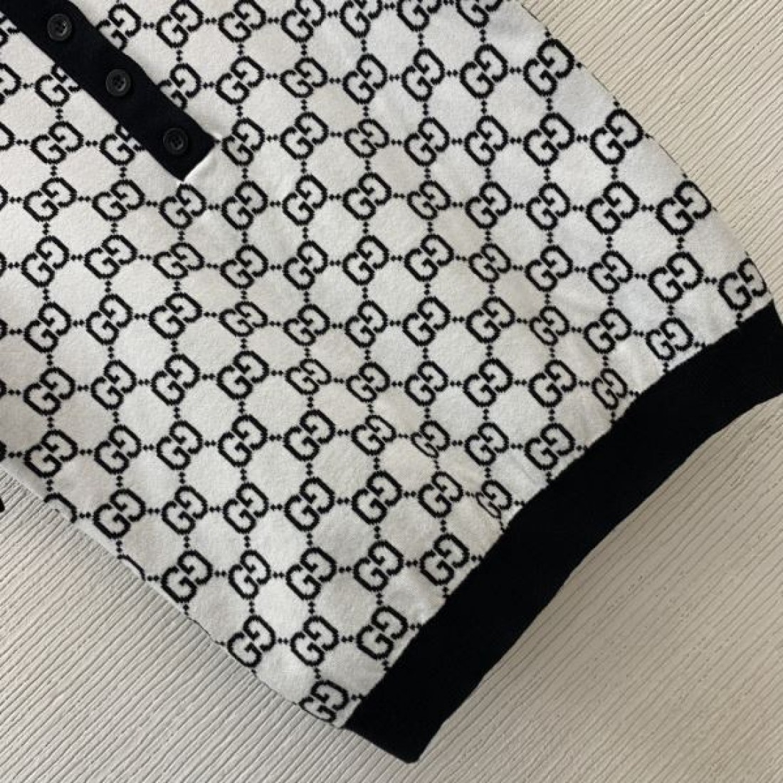 ギフトにも最適 HERMES エルメス コピー 半袖ニット ファッション好き必見