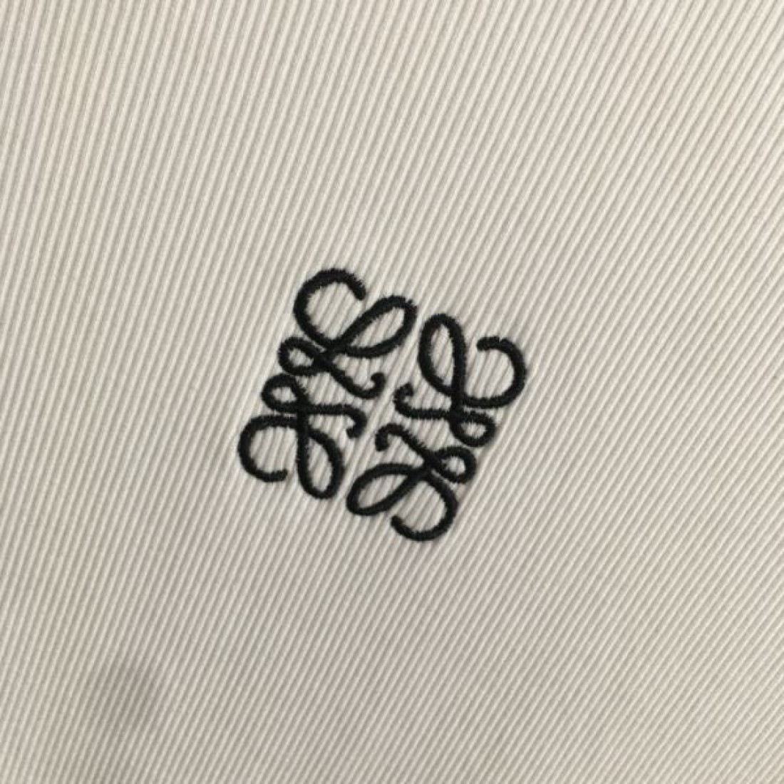 これは買い！LOEWE ロエベ コピー 半袖Tシャツ 迷わずゲット