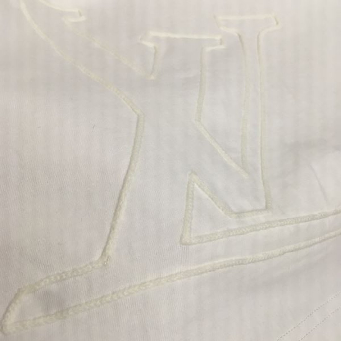 エレガントで洗練されたルイヴィトン コピー 半袖Tシャツ LOUIS VUITTON 