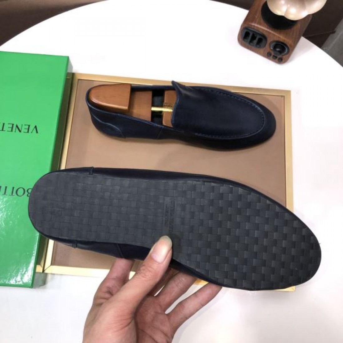 大人カジュアルに BOTTEGA VENETA ボッテガヴェネタ コピー ビジネスシューズ 早い者勝ち