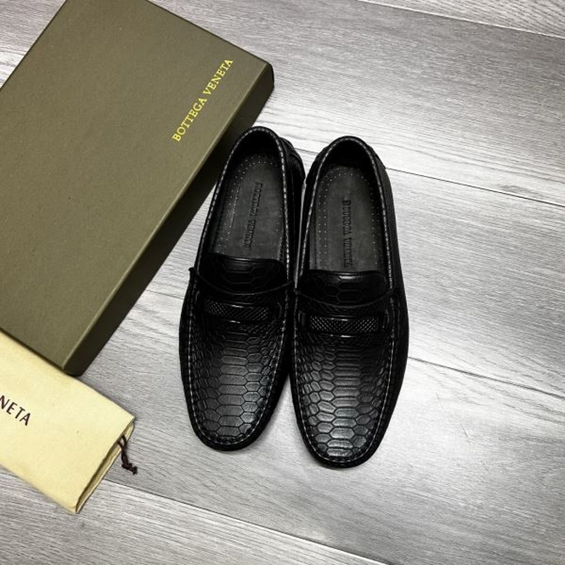 旬コーデに最適 BOTTEGA VENETA ボッテガヴェネタ コピー ビジネスシューズ オールシーズン活躍
