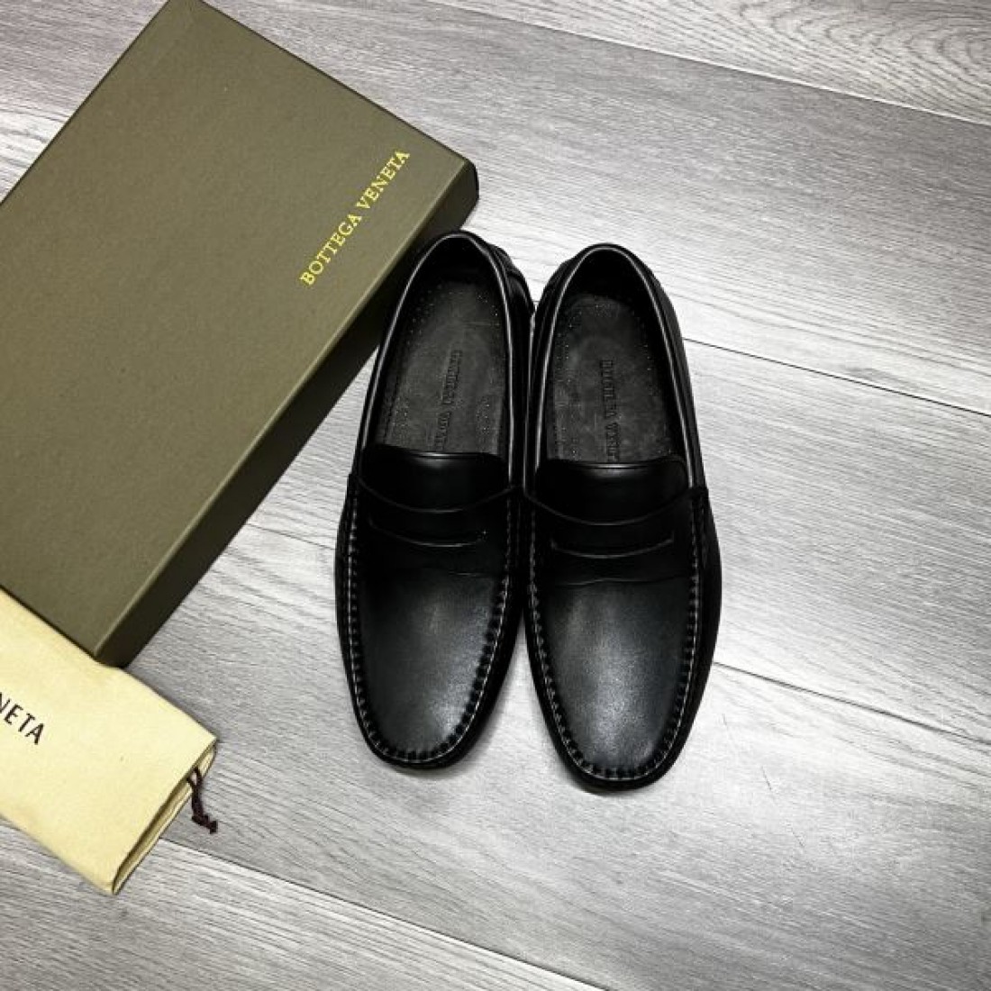 今季イチオシ BOTTEGA VENETA ボッテガヴェネタ コピー ビジネスシューズ 季節感たっぷり