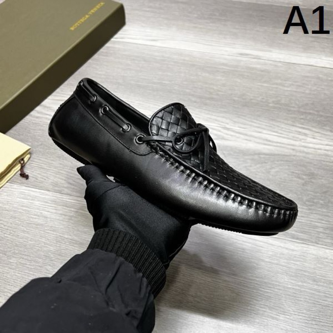 上質感に満ちた BOTTEGA VENETA ボッテガヴェネタ コピー ビジネスシューズ を今すぐ体感
