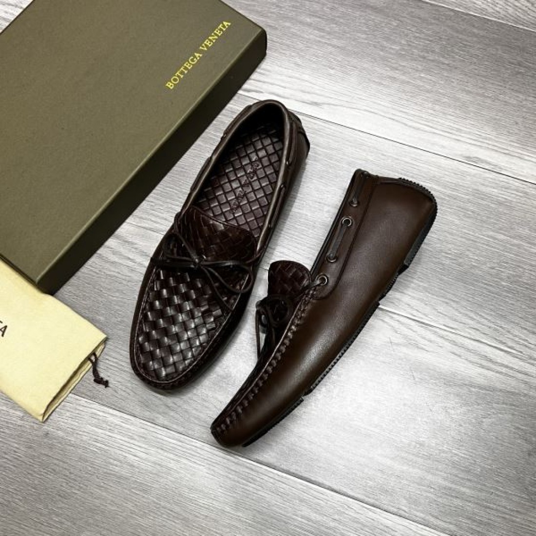 上質感に満ちた BOTTEGA VENETA ボッテガヴェネタ コピー ビジネスシューズ を今すぐ体感