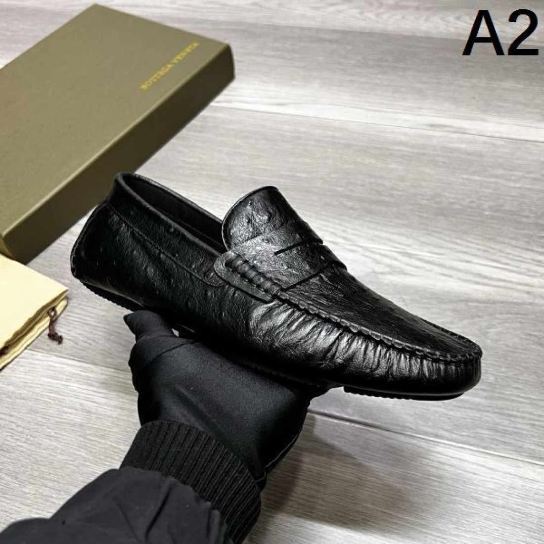 BOTTEGA VENETA ボッテガヴェネタ コピー ビジネスシューズ 魅力的でスマートな印象に