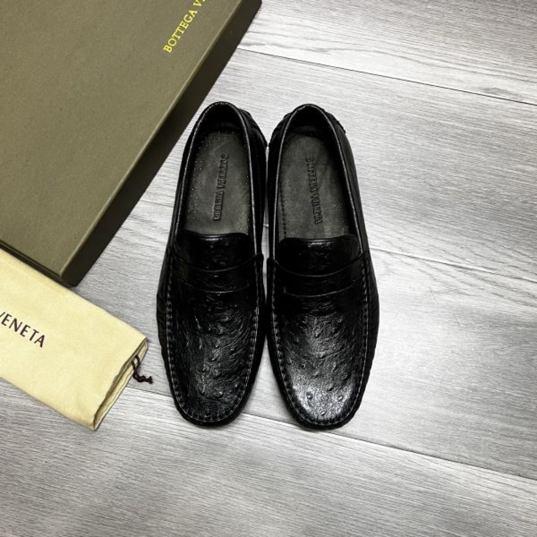 BOTTEGA VENETA ボッテガヴェネタ コピー ビジネスシューズ 魅力的でスマートな印象に