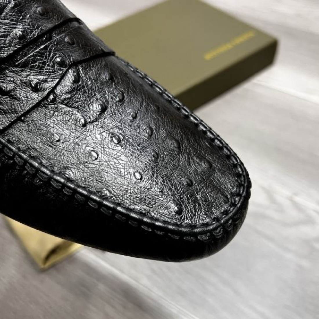 BOTTEGA VENETA ボッテガヴェネタ コピー ビジネスシューズ 魅力的でスマートな印象に