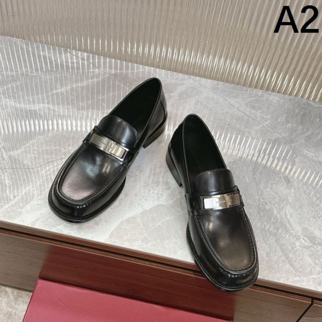 FERRAGAMOのサルヴァトーレ コピー ビジネスシューズで、魅力的かつ高品位に