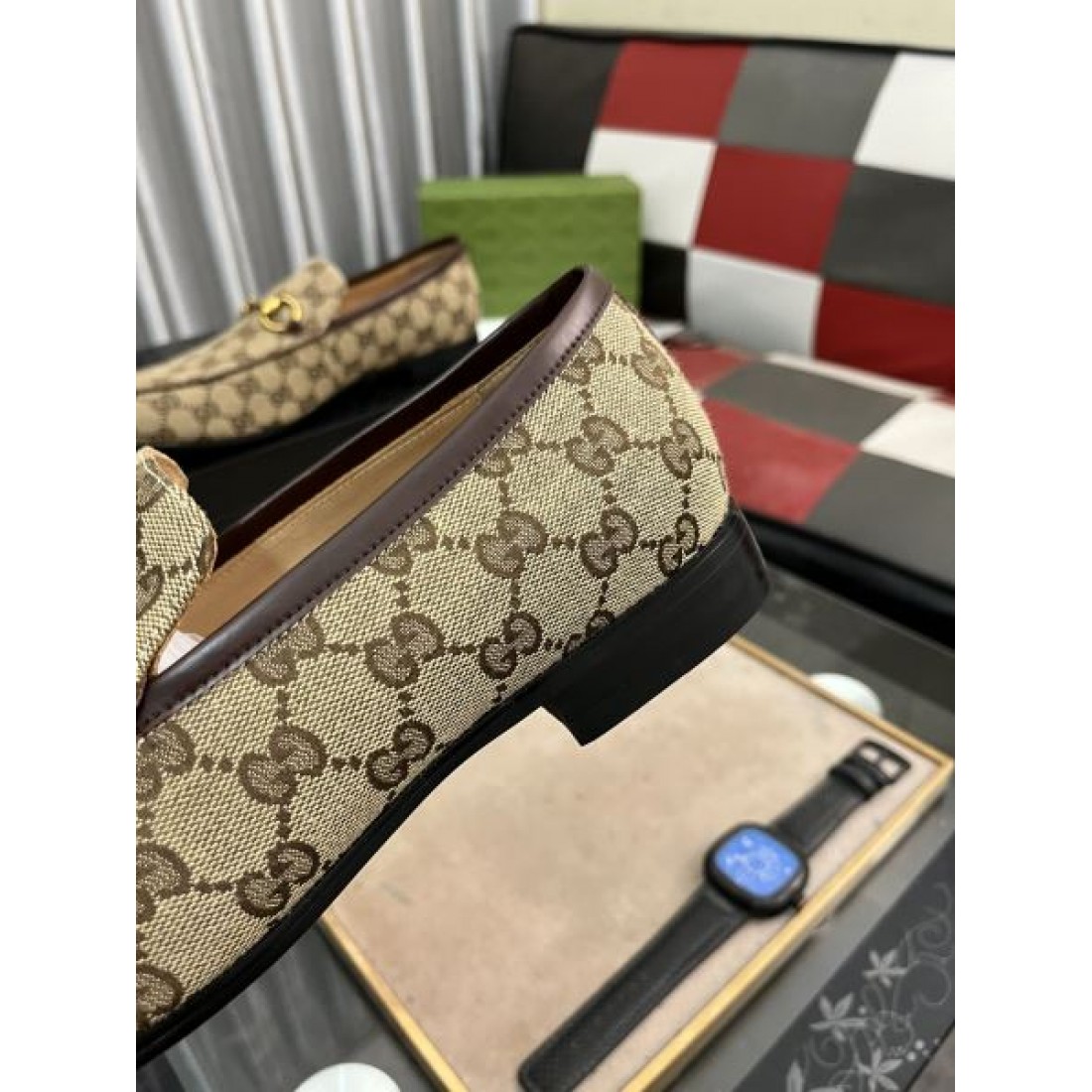グッチ コピー ビジネスシューズ GUCCI 静かで強さのある印象が魅力