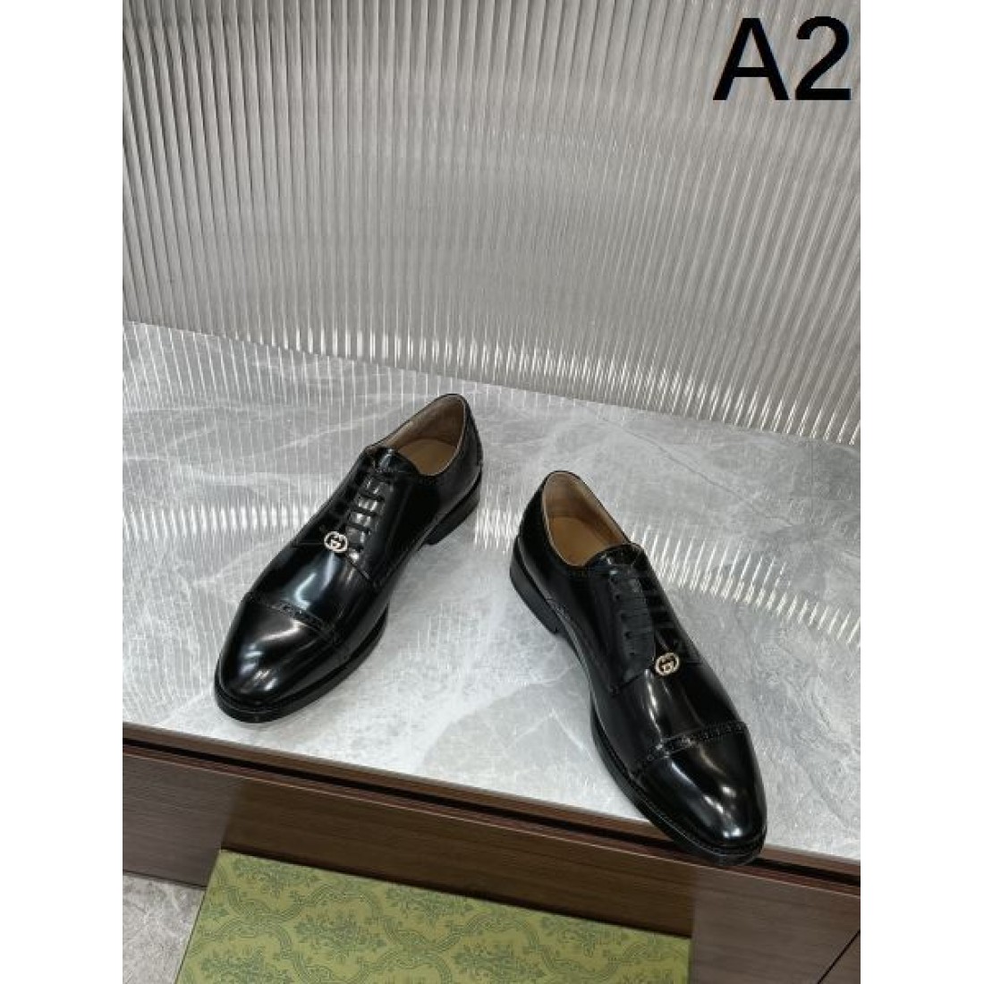  落ち着きが漂う洗練された GUCCI グッチ コピー ビジネスシューズ