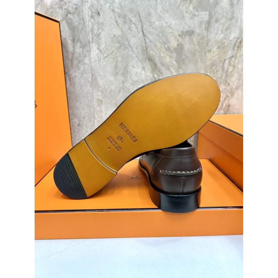 エルメス コピー ビジネスシューズ HERMES 気品あふれる仕上がりが魅力