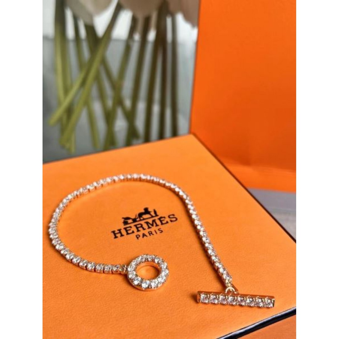 エルメス コピー ブレスレット ロゴ キレイめな印象を与えてくれ HERMES