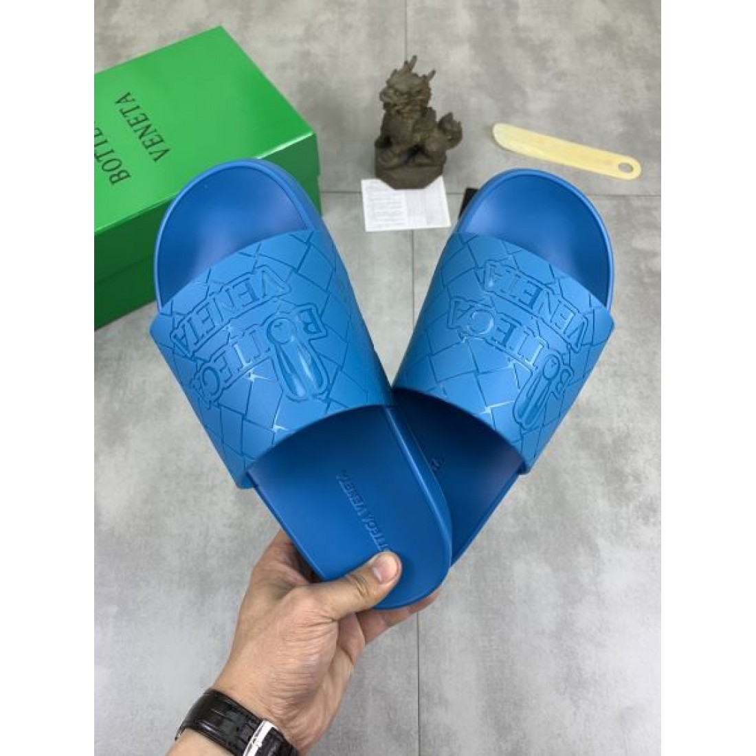 早い者勝ち BOTTEGA VENETA ボッテガヴェネタ コピー サンダル 見逃し厳禁