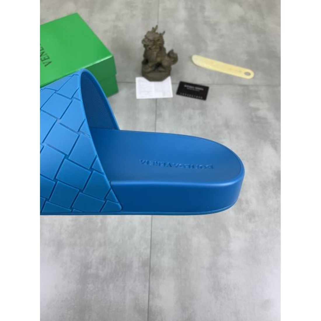早い者勝ち BOTTEGA VENETA ボッテガヴェネタ コピー サンダル 見逃し厳禁