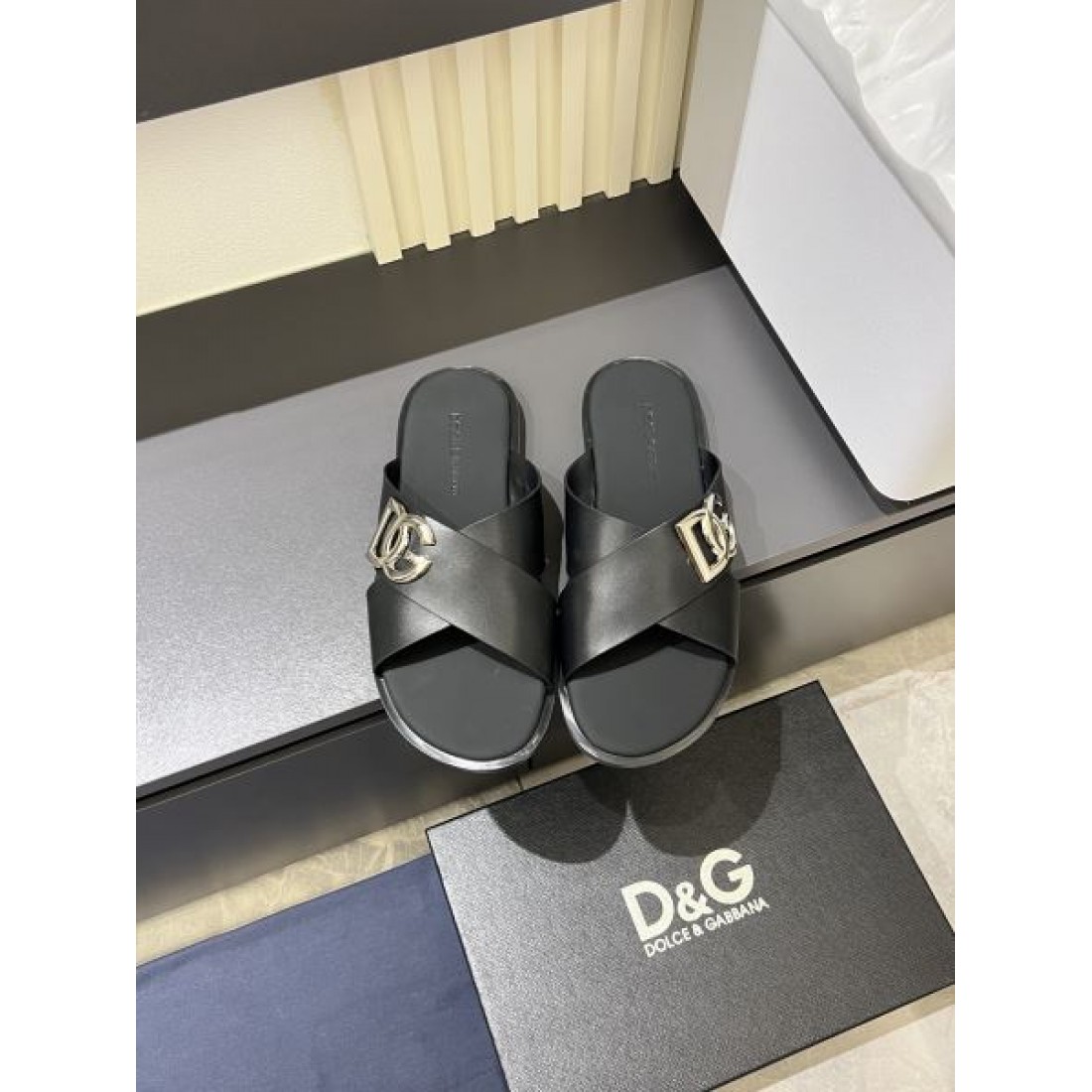 話題の一足 DOLCE＆GABBANA ドルチェ＆ガッバーナ コピー サンダル 洗練された
