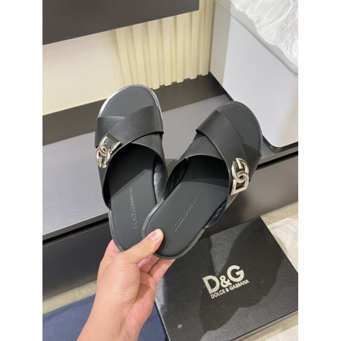話題の一足 DOLCE＆GABBANA ドルチェ＆ガッバーナ コピー サンダル 洗練された