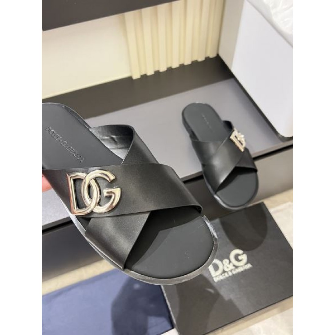 話題の一足 DOLCE＆GABBANA ドルチェ＆ガッバーナ コピー サンダル 洗練された