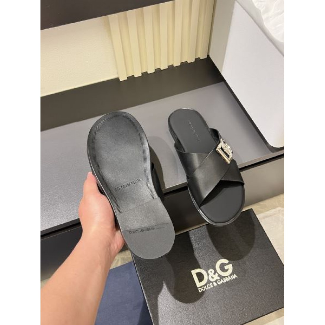 話題の一足 DOLCE＆GABBANA ドルチェ＆ガッバーナ コピー サンダル 洗練された