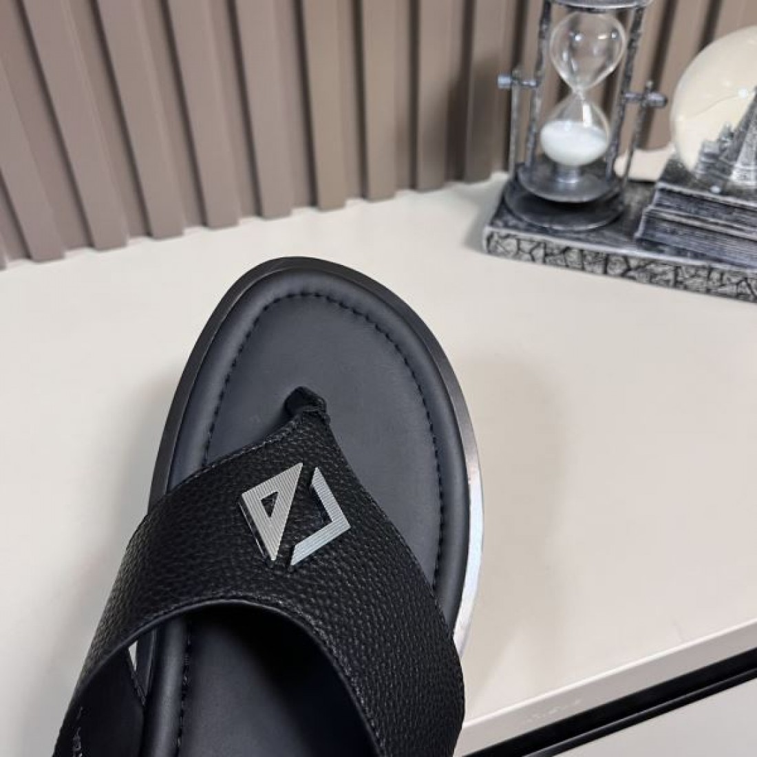  ムード漂う ディオール コピー サンダル 今っぽさをまとったDIOR