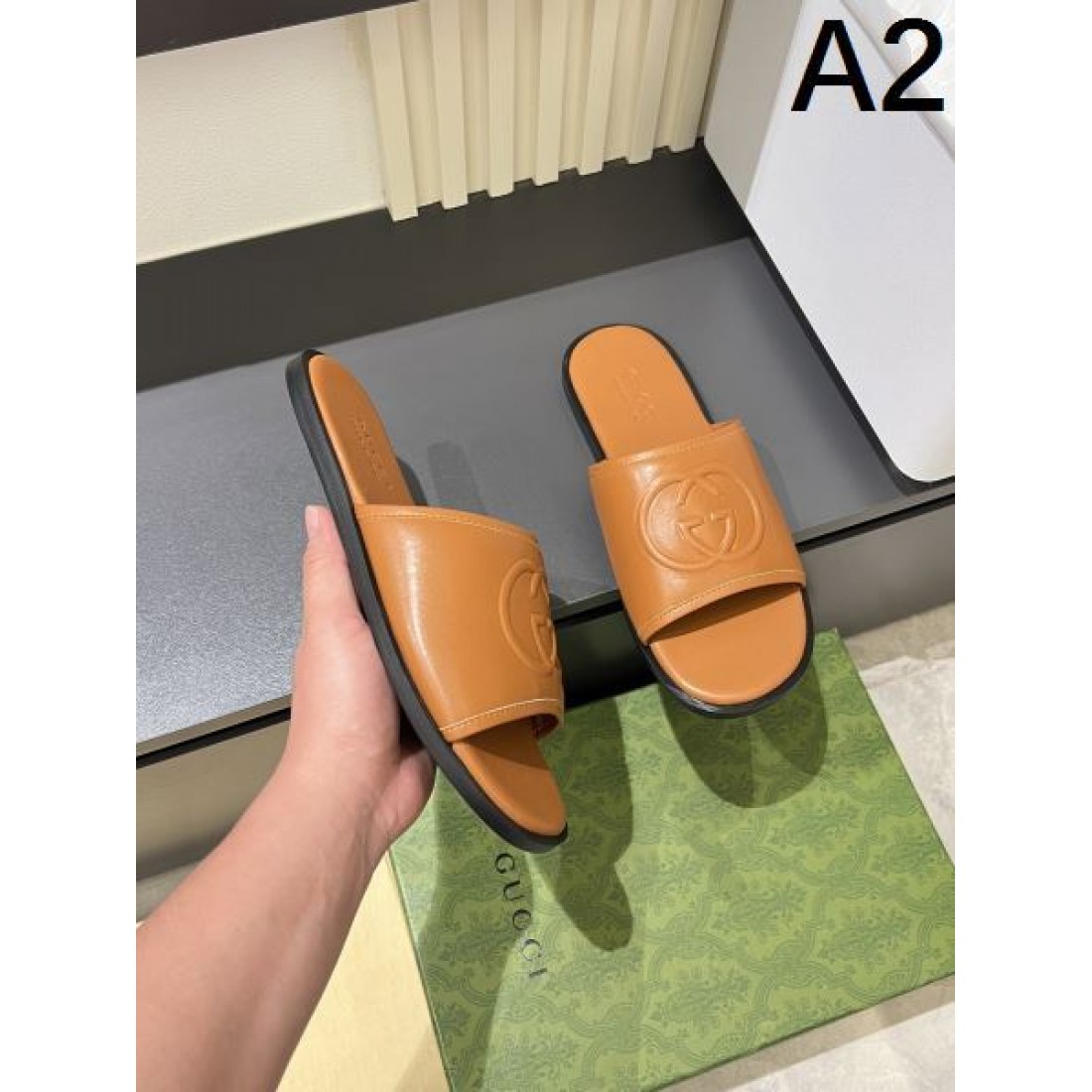 注目のGUCCI グッチ コピー サンダル 上質で印象的な存在感