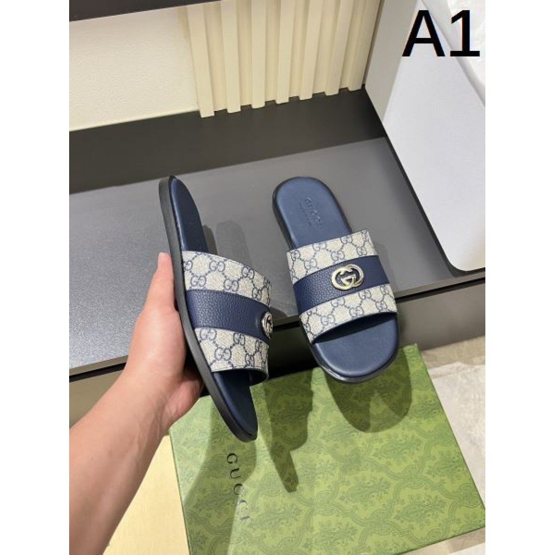 グッチ コピー サンダル GUCCIナチュラルで洗練された大人の一足