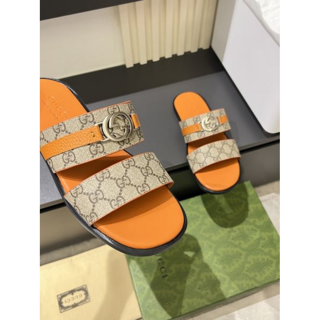 早い者勝ち GUCCI グッチ コピー メンズ用 サンダル 迷わずゲット